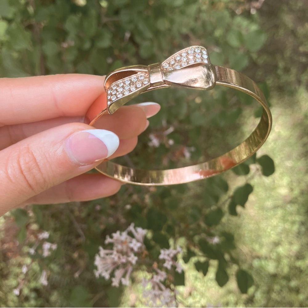 Rosegold Rhinestone Bow Bracelet - Picture 7 of 8